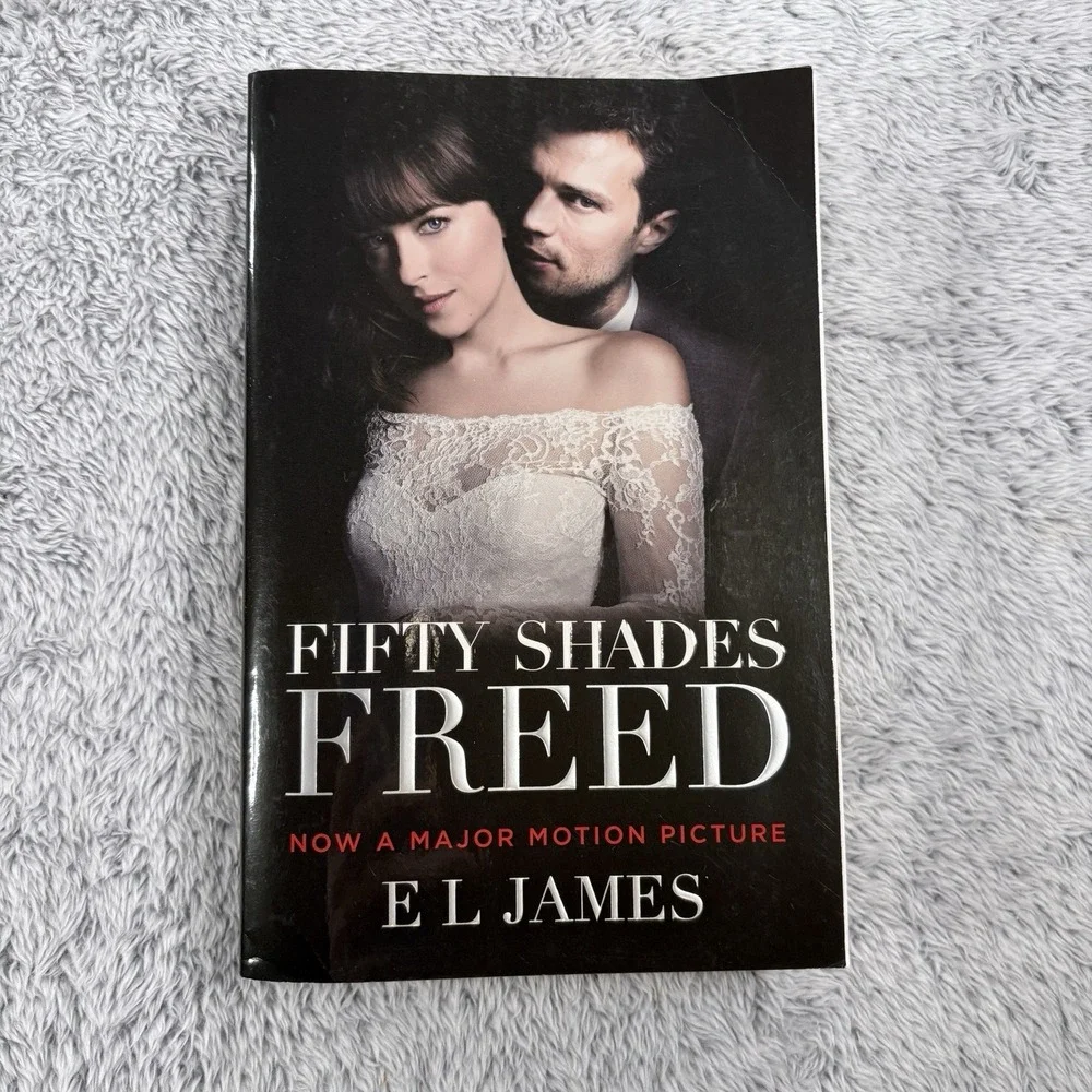 Fifty Shades Series (Movie Tie-In Edition): Book Three of the Fifty Shades Tr...